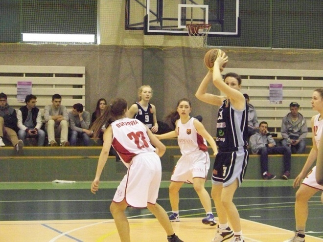 Unia Basket Ostrołęka - Ostrovia Ostrów Wielkopolski (16.03.2014) - zdjęcie #14 - eOstroleka.pl