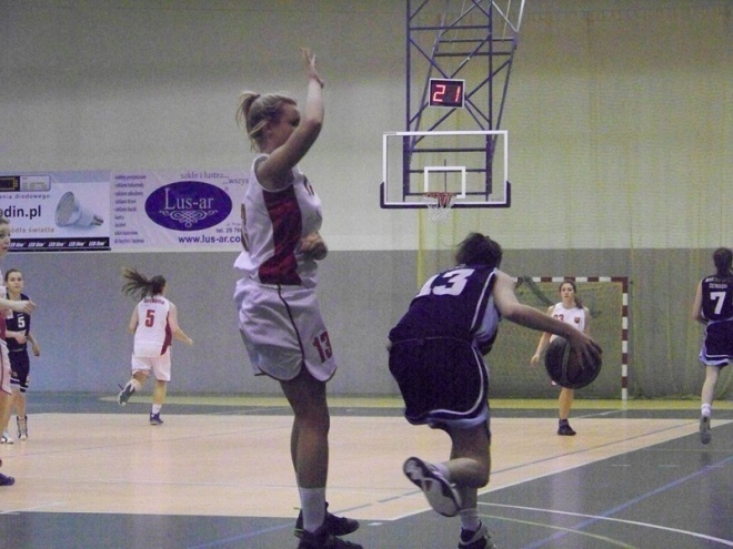 Unia Basket Ostrołęka - Ostrovia Ostrów Wielkopolski (16.03.2014) - zdjęcie #11 - eOstroleka.pl