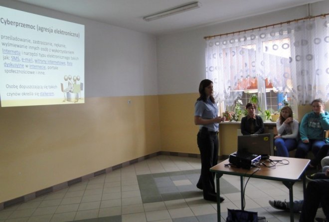 Spotkania profilaktyczne w Wykrocie - zdjęcie #3 - eOstroleka.pl