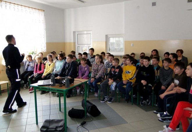 Spotkania profilaktyczne w Wykrocie - zdjęcie #2 - eOstroleka.pl