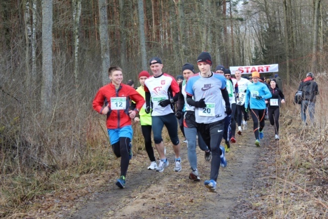Leśny Bieg w Czarnowcu (16.03.2014) - zdjęcie #4 - eOstroleka.pl