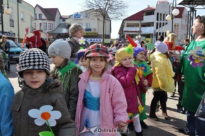 Przedszkolaki powitały wiosnę [21.03.2014] - zdjęcie #10 - eOstroleka.pl