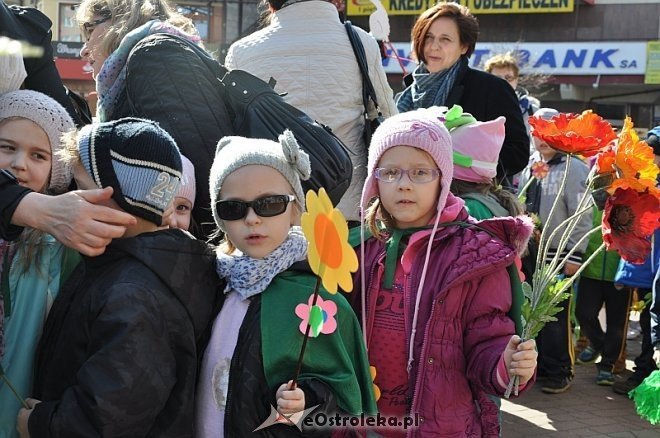 Przedszkolaki powitały wiosnę [21.03.2014] - zdjęcie #16 - eOstroleka.pl