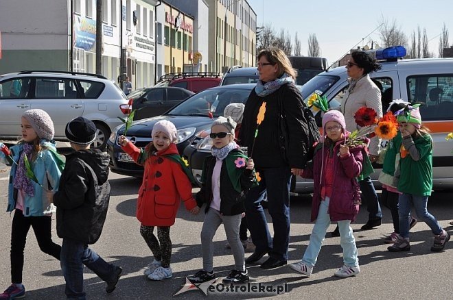 Przedszkolaki powitały wiosnę [21.03.2014] - zdjęcie #32 - eOstroleka.pl