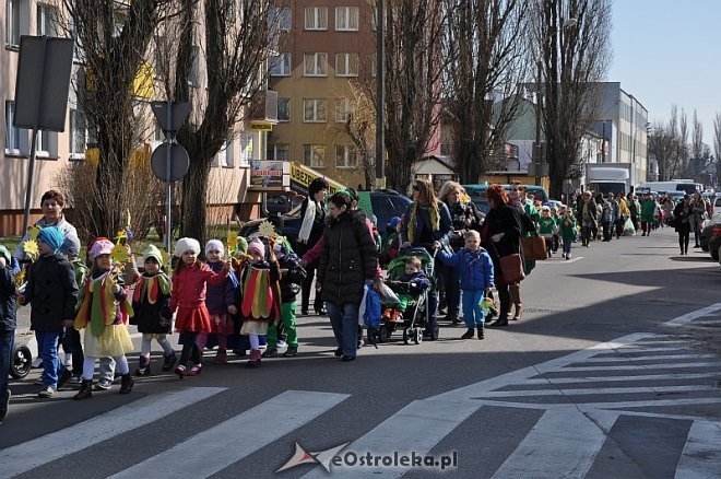 Przedszkolaki powitały wiosnę [21.03.2014] - zdjęcie #50 - eOstroleka.pl