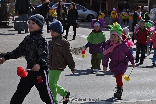 Przedszkolaki powitały wiosnę [21.03.2014] - zdjęcie #69 - eOstroleka.pl