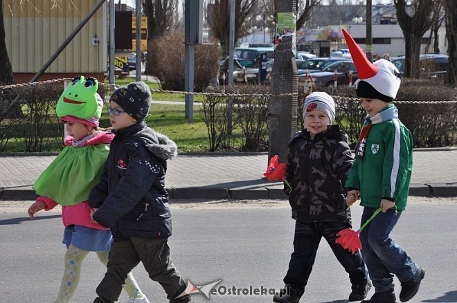 Przedszkolaki powitały wiosnę [21.03.2014] - zdjęcie #75 - eOstroleka.pl