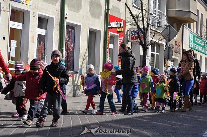 Przedszkolaki powitały wiosnę [21.03.2014] - zdjęcie #101 - eOstroleka.pl