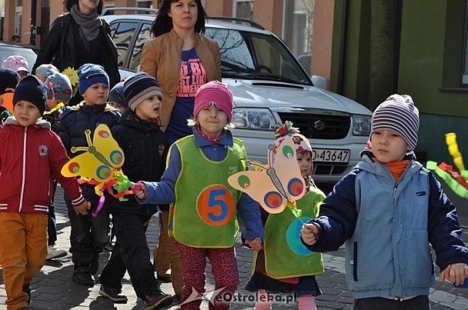 Przedszkolaki powitały wiosnę [21.03.2014] - zdjęcie #53 - eOstroleka.pl