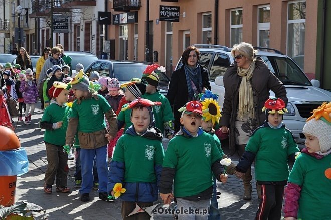 Przedszkolaki powitały wiosnę [21.03.2014] - zdjęcie #109 - eOstroleka.pl