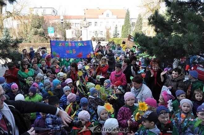 Przedszkolaki powitały wiosnę [21.03.2014] - zdjęcie #132 - eOstroleka.pl