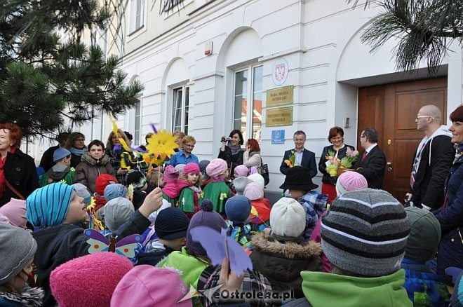 Przedszkolaki powitały wiosnę [21.03.2014] - zdjęcie #147 - eOstroleka.pl