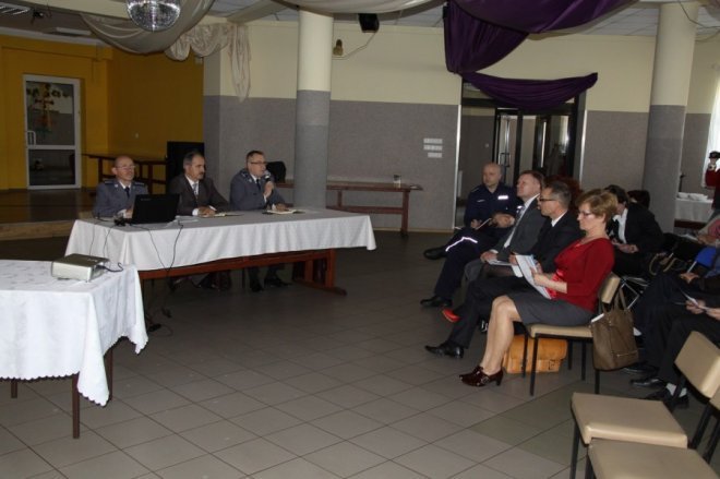 Debata społeczna w Baranowie - zdjęcie #7 - eOstroleka.pl