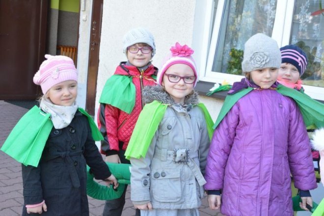 „Witamy Cię Wiosno” – Kubusiowi Przyjaciele Natury zorganizowały happening [ZDJĘCIA] - zdjęcie #25 - eOstroleka.pl