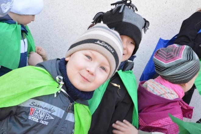 „Witamy Cię Wiosno” – Kubusiowi Przyjaciele Natury zorganizowały happening [ZDJĘCIA] - zdjęcie #24 - eOstroleka.pl