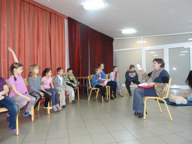 Towarzystwo Przyjaciół Dzieci zorganizowało warsztaty udzielania pierwszej pomocy [25.03.2014] - zdjęcie #1 - eOstroleka.pl