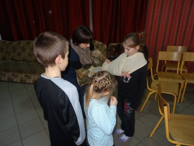 Towarzystwo Przyjaciół Dzieci zorganizowało warsztaty udzielania pierwszej pomocy [25.03.2014] - zdjęcie #4 - eOstroleka.pl