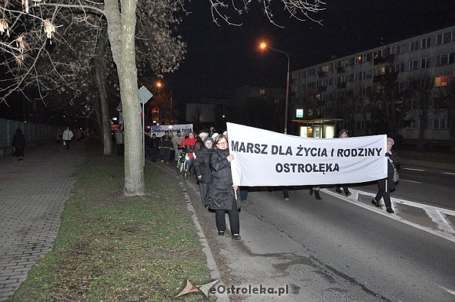 Marsz dla Życia i Rodziny 2014 [25.03.2014] - zdjęcie #43 - eOstroleka.pl