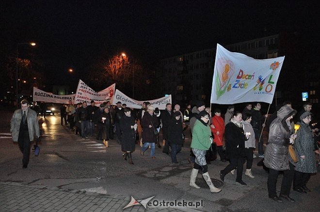 Marsz dla Życia i Rodziny 2014 [25.03.2014] - zdjęcie #17 - eOstroleka.pl