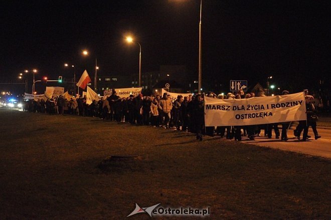Marsz dla Życia i Rodziny 2014 [25.03.2014] - zdjęcie #25 - eOstroleka.pl