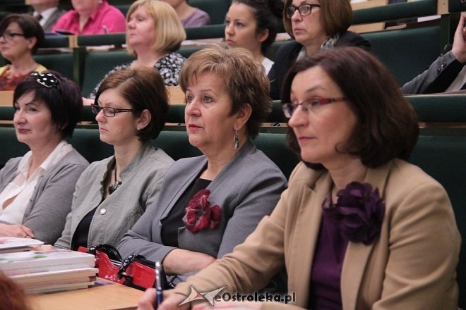 O bezpieczeństwie dzieci w szkole i rodzinie – wspólna konferencja policji i kuratora oświaty [26.03.2014] - zdjęcie #31 - eOstroleka.pl