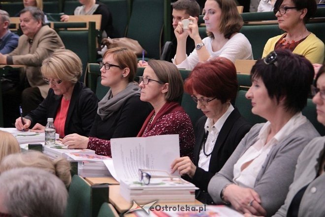 O bezpieczeństwie dzieci w szkole i rodzinie – wspólna konferencja policji i kuratora oświaty [26.03.2014] - zdjęcie #30 - eOstroleka.pl