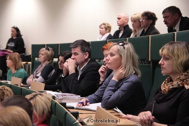 O bezpieczeństwie dzieci w szkole i rodzinie – wspólna konferencja policji i kuratora oświaty [26.03.2014] - zdjęcie #23 - eOstroleka.pl