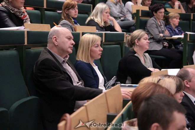O bezpieczeństwie dzieci w szkole i rodzinie – wspólna konferencja policji i kuratora oświaty [26.03.2014] - zdjęcie #9 - eOstroleka.pl