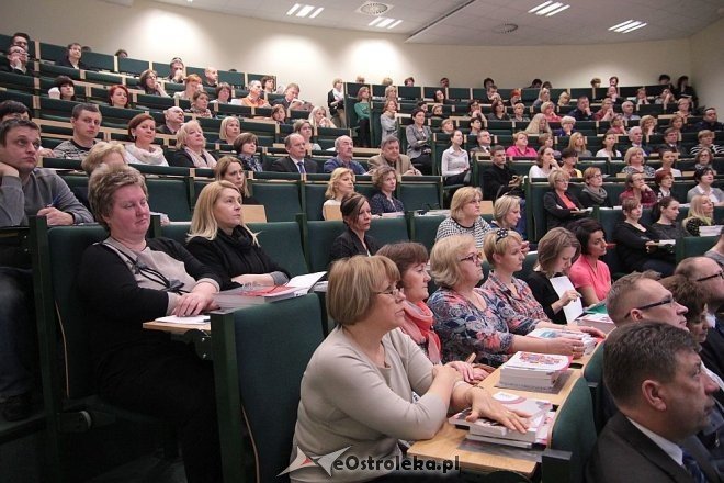 O bezpieczeństwie dzieci w szkole i rodzinie – wspólna konferencja policji i kuratora oświaty [26.03.2014] - zdjęcie #1 - eOstroleka.pl