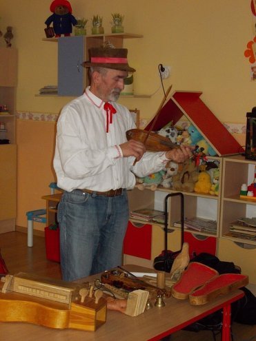 Obchody Dni Kultury Kurpiowskiej w Przedszkolu Miejskim Nr 17 [17-21.03.2014] - zdjęcie #83 - eOstroleka.pl