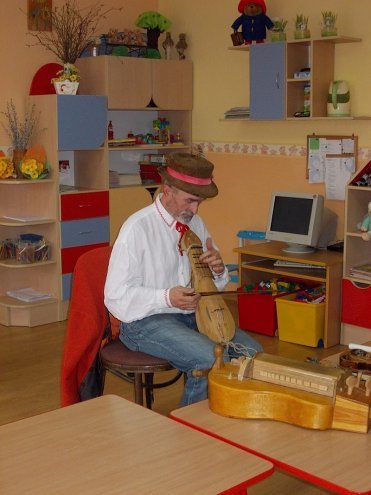 Obchody Dni Kultury Kurpiowskiej w Przedszkolu Miejskim Nr 17 [17-21.03.2014] - zdjęcie #81 - eOstroleka.pl