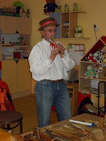 Obchody Dni Kultury Kurpiowskiej w Przedszkolu Miejskim Nr 17 [17-21.03.2014] - zdjęcie #76 - eOstroleka.pl
