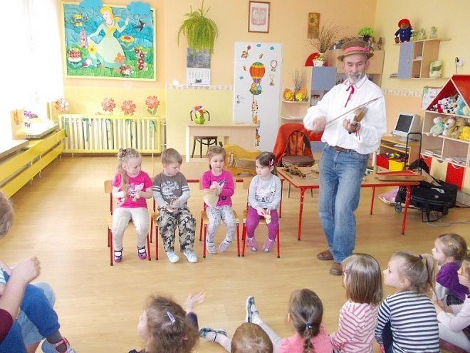 Obchody Dni Kultury Kurpiowskiej w Przedszkolu Miejskim Nr 17 [17-21.03.2014] - zdjęcie #75 - eOstroleka.pl