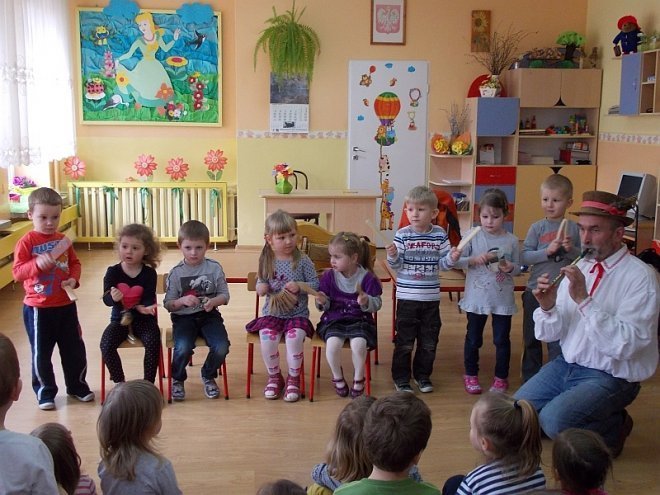 Obchody Dni Kultury Kurpiowskiej w Przedszkolu Miejskim Nr 17 [17-21.03.2014] - zdjęcie #73 - eOstroleka.pl