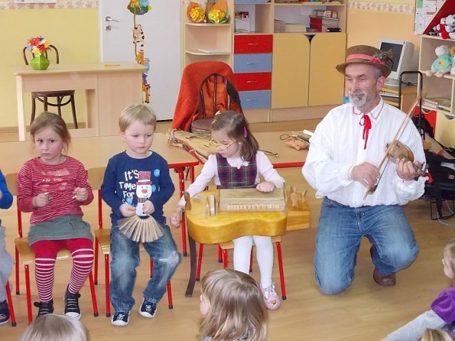 Obchody Dni Kultury Kurpiowskiej w Przedszkolu Miejskim Nr 17 [17-21.03.2014] - zdjęcie #70 - eOstroleka.pl