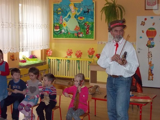 Obchody Dni Kultury Kurpiowskiej w Przedszkolu Miejskim Nr 17 [17-21.03.2014] - zdjęcie #68 - eOstroleka.pl