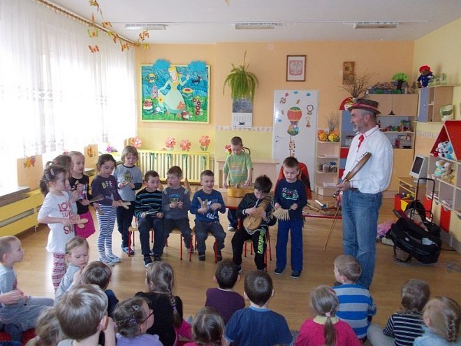 Obchody Dni Kultury Kurpiowskiej w Przedszkolu Miejskim Nr 17 [17-21.03.2014] - zdjęcie #66 - eOstroleka.pl