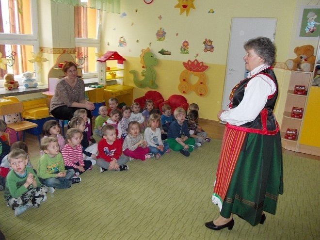 Obchody Dni Kultury Kurpiowskiej w Przedszkolu Miejskim Nr 17 [17-21.03.2014] - zdjęcie #43 - eOstroleka.pl