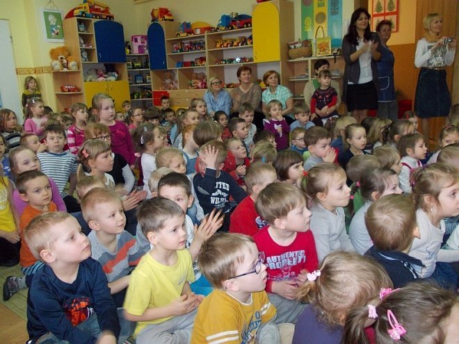 Obchody Dni Kultury Kurpiowskiej w Przedszkolu Miejskim Nr 17 [17-21.03.2014] - zdjęcie #64 - eOstroleka.pl
