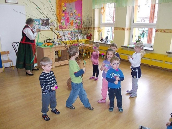 Obchody Dni Kultury Kurpiowskiej w Przedszkolu Miejskim Nr 17 [17-21.03.2014] - zdjęcie #46 - eOstroleka.pl