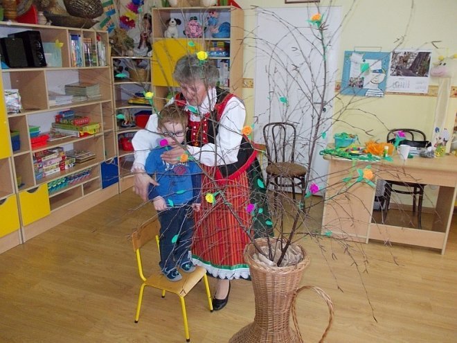 Obchody Dni Kultury Kurpiowskiej w Przedszkolu Miejskim Nr 17 [17-21.03.2014] - zdjęcie #49 - eOstroleka.pl
