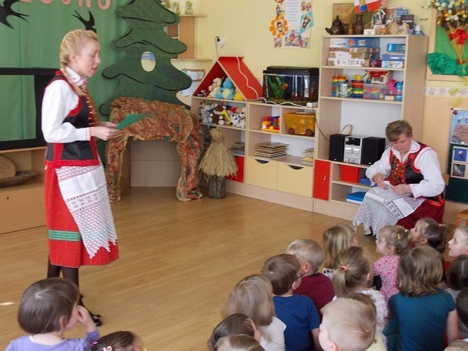 Obchody Dni Kultury Kurpiowskiej w Przedszkolu Miejskim Nr 17 [17-21.03.2014] - zdjęcie #102 - eOstroleka.pl