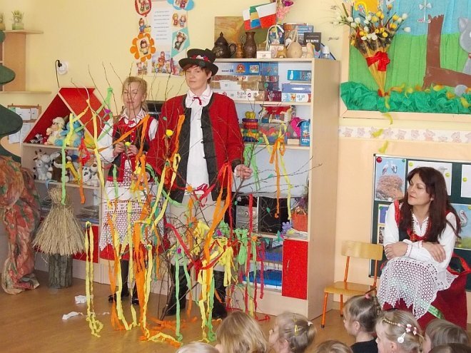 Obchody Dni Kultury Kurpiowskiej w Przedszkolu Miejskim Nr 17 [17-21.03.2014] - zdjęcie #96 - eOstroleka.pl