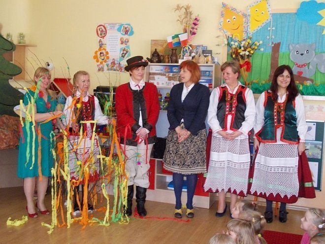 Obchody Dni Kultury Kurpiowskiej w Przedszkolu Miejskim Nr 17 [17-21.03.2014] - zdjęcie #121 - eOstroleka.pl