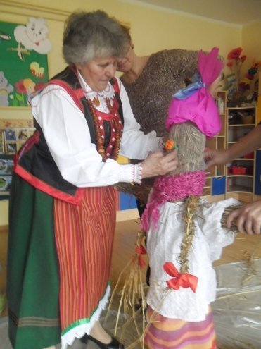 Obchody Dni Kultury Kurpiowskiej w Przedszkolu Miejskim Nr 17 [17-21.03.2014] - zdjęcie #36 - eOstroleka.pl