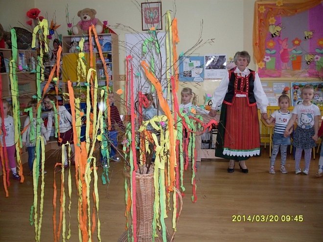 Obchody Dni Kultury Kurpiowskiej w Przedszkolu Miejskim Nr 17 [17-21.03.2014] - zdjęcie #14 - eOstroleka.pl