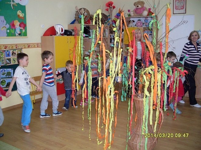 Obchody Dni Kultury Kurpiowskiej w Przedszkolu Miejskim Nr 17 [17-21.03.2014] - zdjęcie #13 - eOstroleka.pl