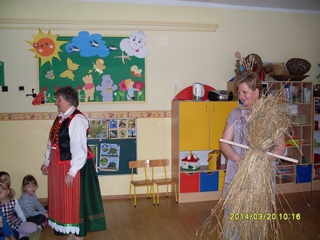 Obchody Dni Kultury Kurpiowskiej w Przedszkolu Miejskim Nr 17 [17-21.03.2014] - zdjęcie #8 - eOstroleka.pl