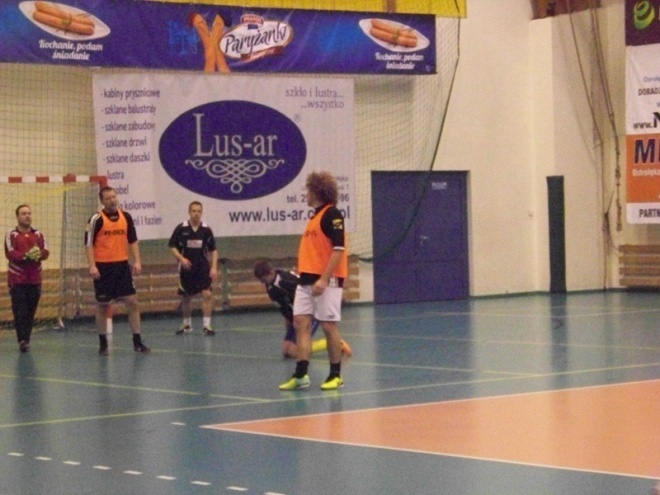 Nocna Liga Futsalu - 14. kolejka (28.03.2014) - zdjęcie #1 - eOstroleka.pl