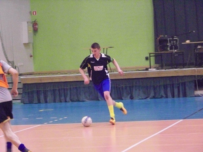 Nocna Liga Futsalu - 14. kolejka (28.03.2014) - zdjęcie #13 - eOstroleka.pl
